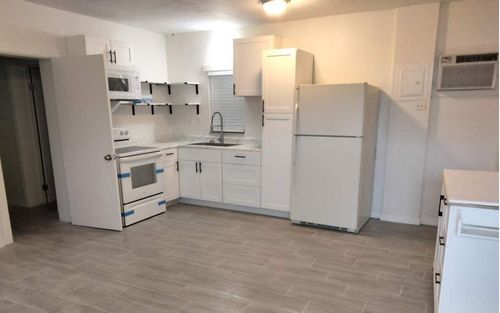 4826 S Us Highway 441, Lake City, FL, 32025-0323 | Card Image