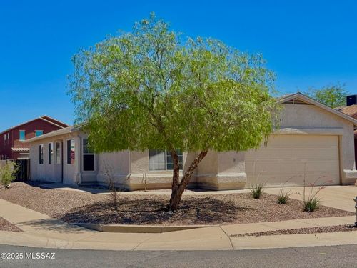 9011 E Weyburn Drive, Tucson, AZ, 85730 | Card Image