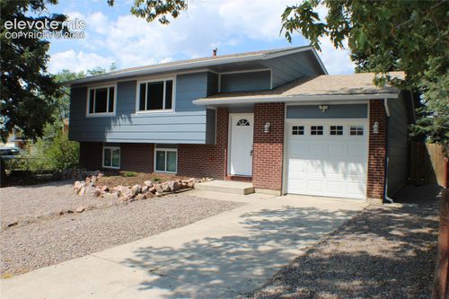 2080 Poteae Cir, Colorado Springs, CO, 80915-1811 | Card Image