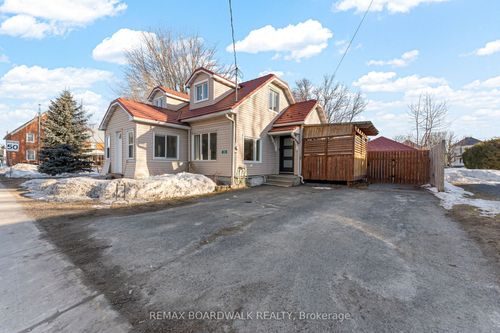 36 Main St, Finch, ON, K0C1K0 | Card Image