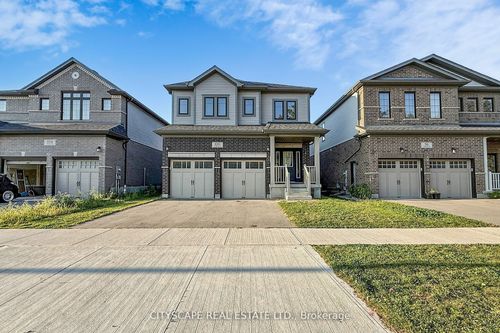 100 Tartan Ave, Kitchener, ON, N2R0N5 | Card Image