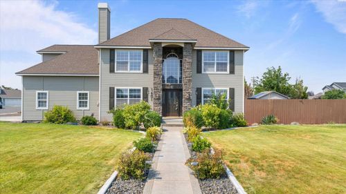1601 S Highlands Blvd, West Richland, WA, 99353-6723 | Card Image