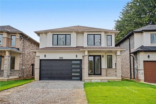386 Southcote Rd, Ancaster, ON, L9G2W3 | Card Image