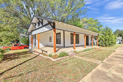 1115 S Rusk Ave, Denison, TX, 75020-6338 | Card Image