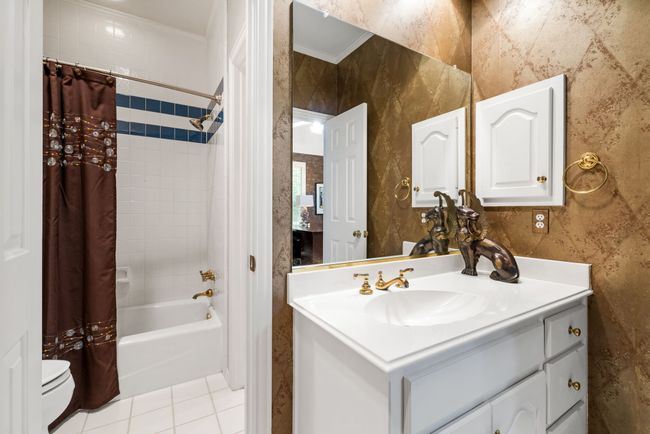 5613 Shady Elm Cir, House other with 4 bedrooms, 4 bathrooms and null parking in Plano TX | Image 28