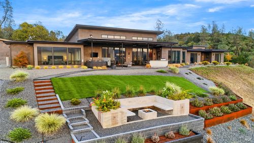 22700 Walling Road, Geyserville, CA, 95441 | Card Image