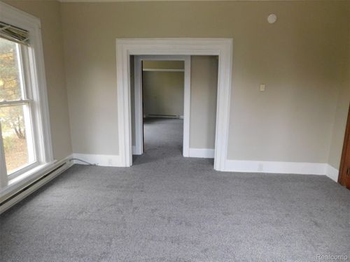 1805 Military St, Port Huron, MI, 48060-5975 | Card Image