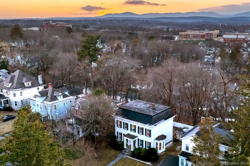 45 W Chestnut St, Kingston, NY, 12401-5929 | Card Image