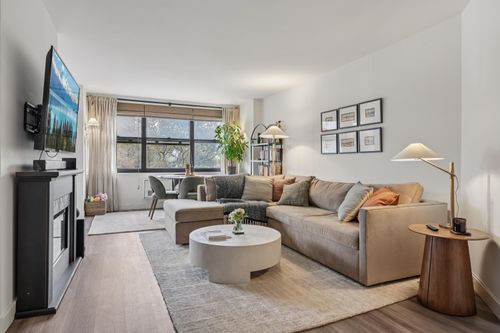 apt-21h-7000 Kennedy Blvd, Guttenberg, NJ, 07093-4836 | Card Image