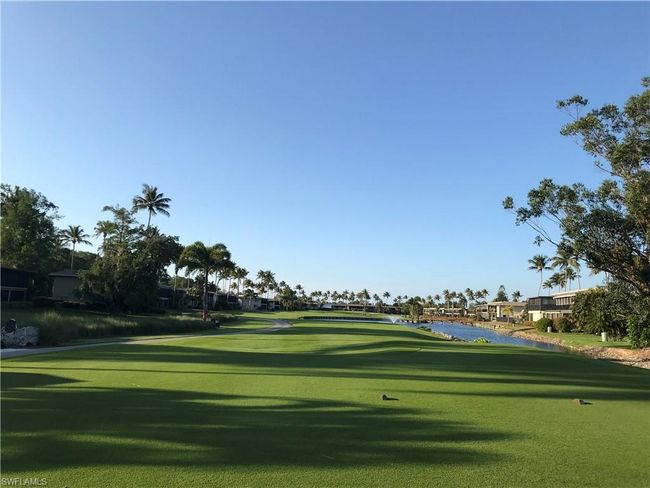 The finest golf courses at the Glades. Golf, golf, golf | Image 26