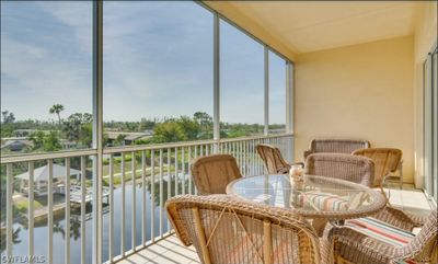 Beautiful view from livingroom to lanai | Image 3