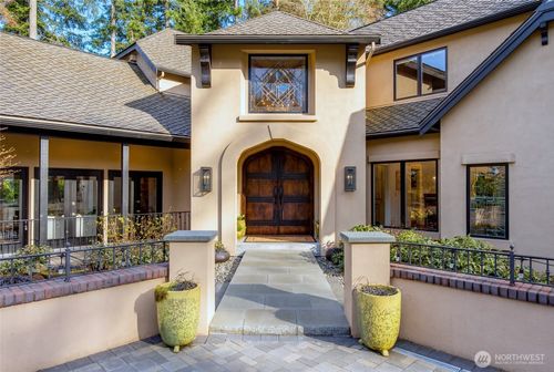 13023 167th Ave Ne, Redmond, WA, 98052-1175 | Card Image