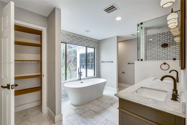 401 Wilma Cir, House other with 4 bedrooms, 3 bathrooms and null parking in Riviera Beach FL | Image 40