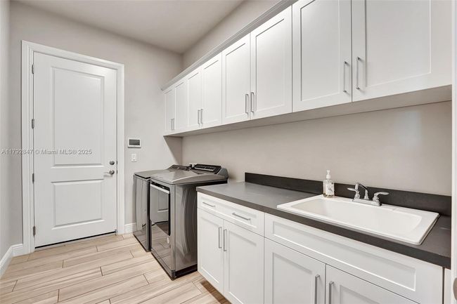 17130 Magnolia Estates Dr, House other with 7 bedrooms, 8 bathrooms and null parking in Southwest Ranches FL | Image 67