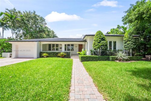 1015 Catalonia Ave, Coral Gables, FL, 33134-6302 | Card Image