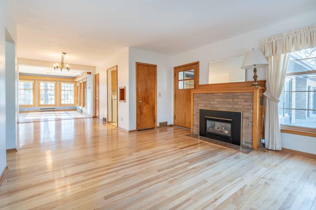 Interior | Image 9