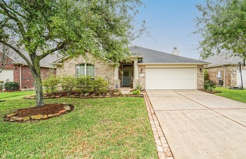 2957 Water Willow Ln, Pearland, TX, 77581-1804 | Card Image