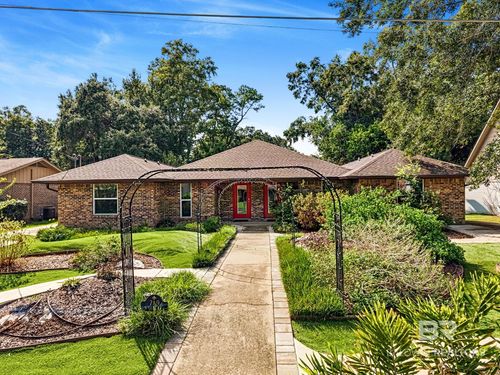 7 & 9 N Grand Blvd, Fairhope, AL, 36532-2940 | Card Image