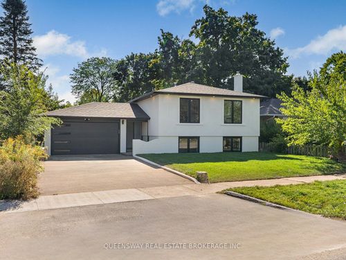 1128 Pinegrove Rd, Oakville, ON, L6L2W6 | Card Image