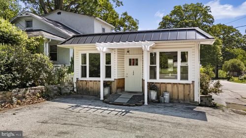146 Paoli Pike, MALVERN, PA, 19355-3022 | Card Image