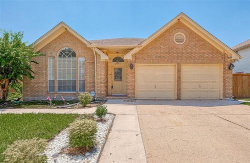 8007 Makaha Cir, Houston, TX, 77095-3473 | Card Image