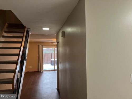 2294 White Cornus Ln, RESTON, VA, 20191-1138 | Card Image
