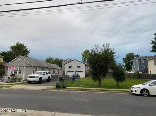 715 Park Ave, Union Beach, NJ, 07735-3126 | Card Image