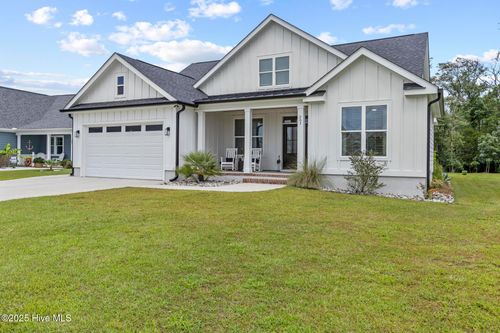 207 Bogue Carrier Ct, Newport, NC, 28570-0119 | Card Image
