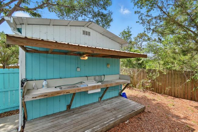 112 8 Th St E, House other with 4 bedrooms, 3 bathrooms and 1 parking in STEINHATCHEE FL | Image 12