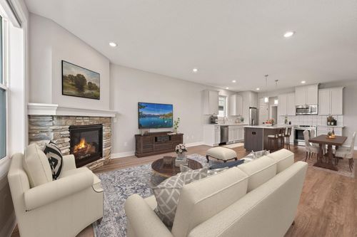 11294 Ivywood Trl, Woodbury, MN, 55129-7774 | Card Image