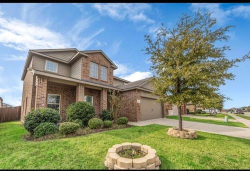 2315 Julia Ln, Forney, TX, 75126-5324 | Card Image
