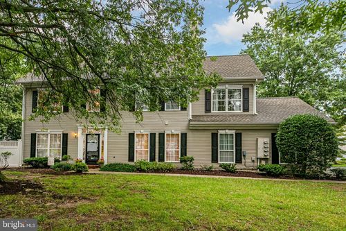 1 Howe Ct, Pennington, NJ, 08534-5200 | Card Image