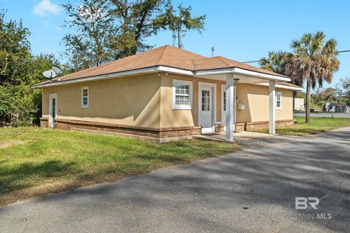 23571 State Highway 59, Robertsdale, AL, 36567-3125 | Card Image