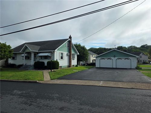 4361 Spruce Street, Whitehall Twp, PA, 18052 | Card Image