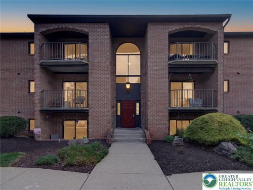 4-916 Cold Spring Rd, ALLENTOWN, PA, 18103-6185 | Card Image