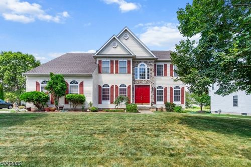10 Julie Ct, Somerset, NJ, 08873-4620 | Card Image