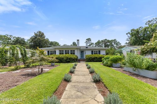 2302 Camellia Dr, Wilmington, NC, 28403-2418 | Card Image