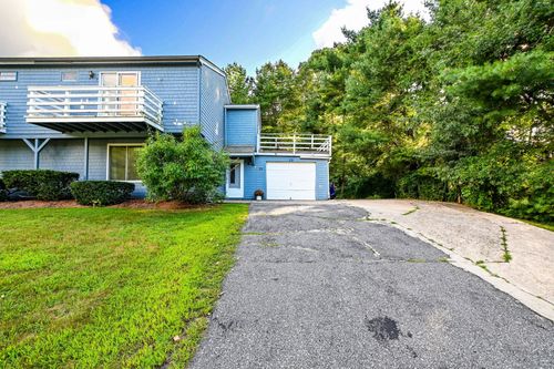 29-29 Surrey Ln, Bourne, MA, 02532-3862 | Card Image