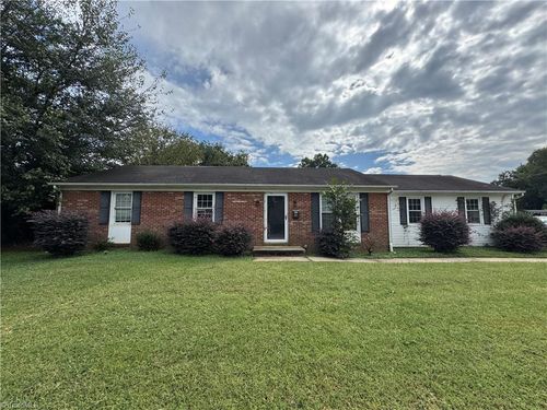 201 E Harden St, Graham, NC, 27253-3009 | Card Image