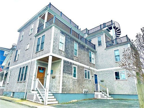 1-4 Goodwin Street, Newport, RI, 02840 | Card Image