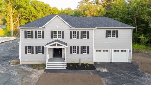 37 Myricks St, Lakeville, MA, 02347-1701 | Card Image
