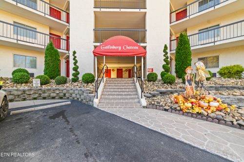 507-102 Baskins Creek Byp, Gatlinburg, TN, 37738-4824 | Card Image