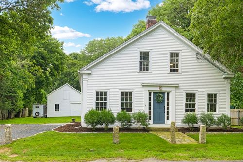 17 Reed Rd, Westport, MA, 02790-1135 | Card Image