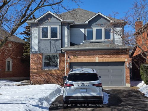 4915 Natkarni Cres, Mississauga, ON, L5V1L5 | Card Image