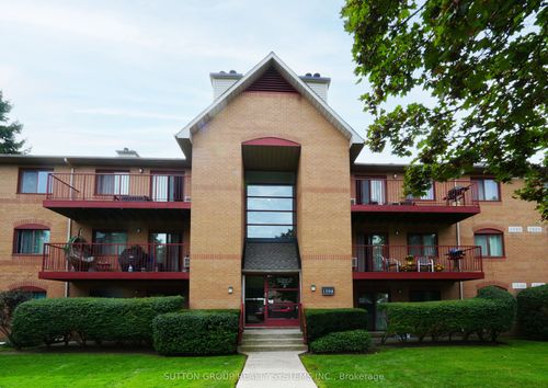 812-1508 Pilgrims Way, Oakville, ON, L6M3H1 | Card Image