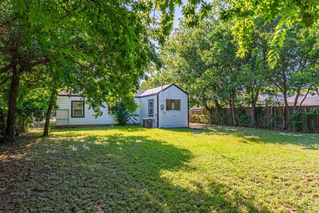2012 Watauga Ct E, House other with 3 bedrooms, 2 bathrooms and null parking in Fort Worth TX | Image 18