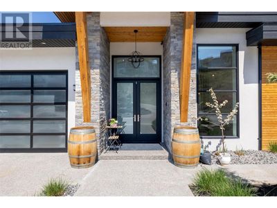 40 - 1030 Ledgestone Pl, House other with 6 bedrooms, 5 bathrooms and 3 parking in Chilliwack BC | Image 2