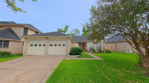 4426 Waterfall Way, Sugar Land, TX, 77479-2003 | Card Image