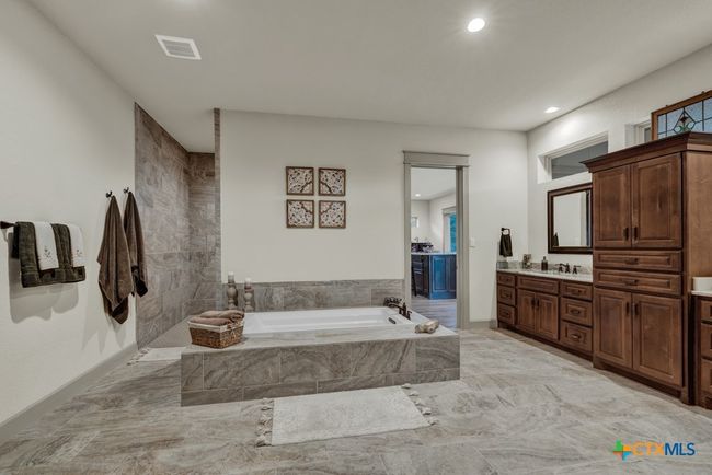 121 Wine Cup, House other with 4 bedrooms, 3 bathrooms and null parking in Spring Branch TX | Image 32