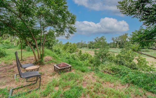 516 North St, Columbus, TX, 78934-1503 | Card Image